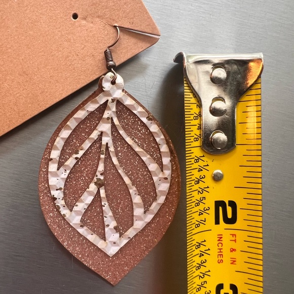 Handcrafted Earrings - Picture 2 of 4